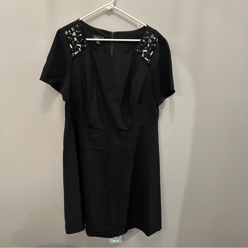 ALYX Short Sleeve Dress with Rhinestone Detail. Women’s 16W.